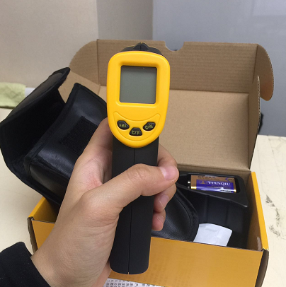 AR300+ 精密型红外测温仪3